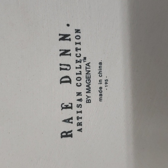 Rae Dunn Light Cranberry "HOME SWEET HOME" Ceramic Leaf Shaped Plaque - Picture 3 of 4